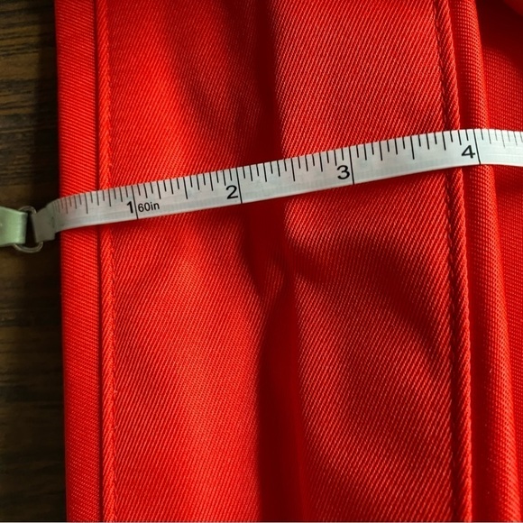 Clinique Tote and Kiss Makeup Bag - Picture 5 of 7